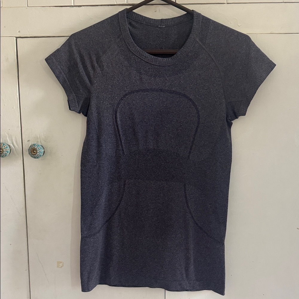 Lululemon Women’s Short Sleeve Active T-Shirt Dress in Dark Gray